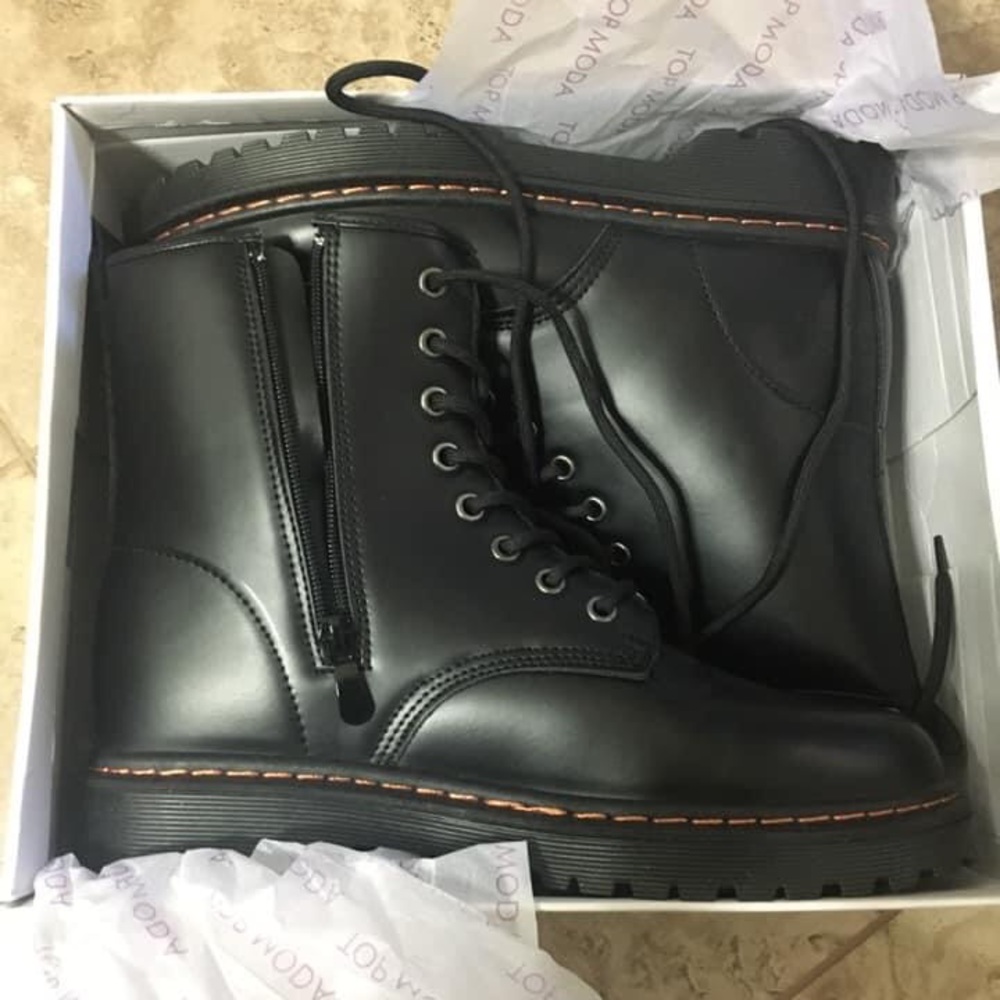 Olinda Combat Boot - Picture 2 of 7